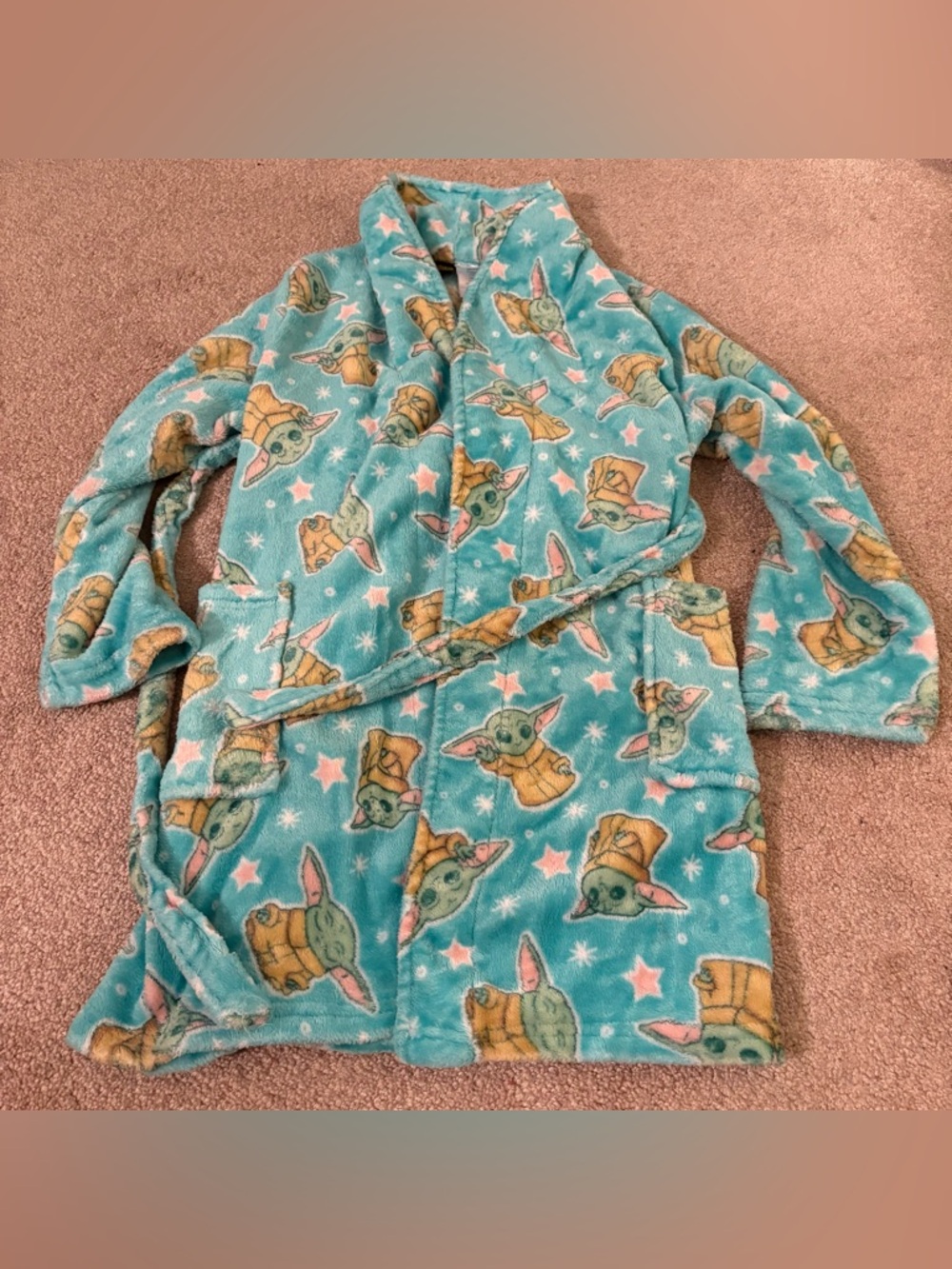 Star Wars girls 7/8 Plush Robe - Aqua Green Star & Baby Yoda Character Print
